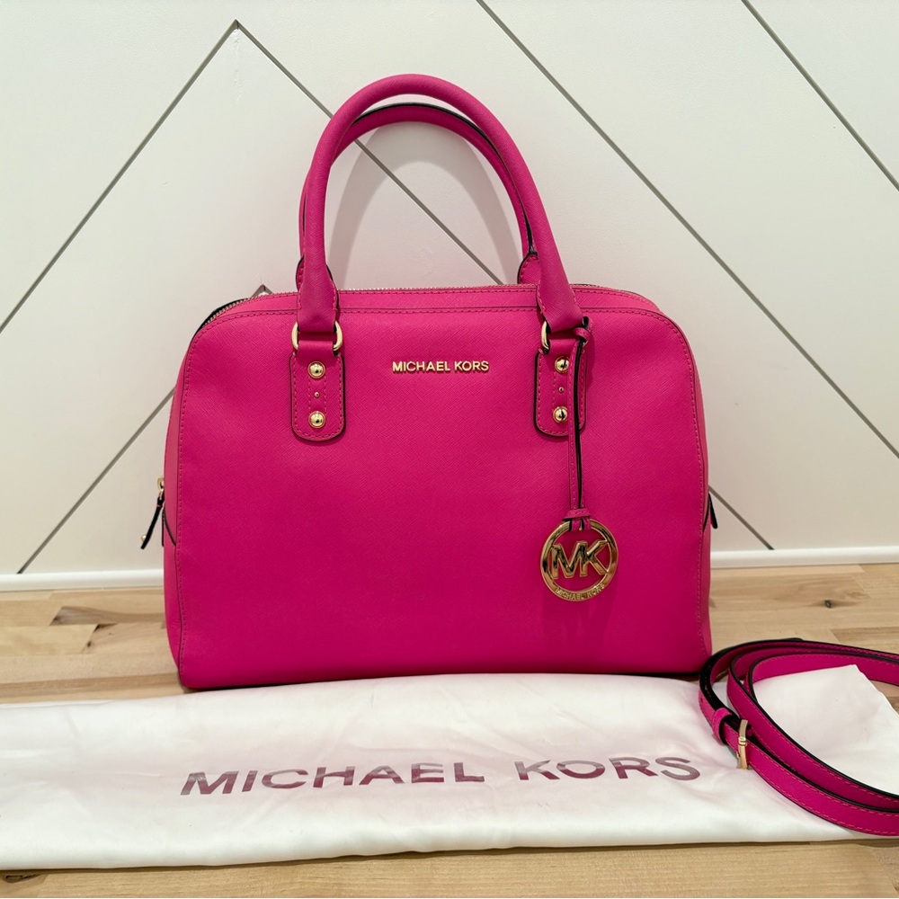 Michael Kors Cindy Dome Satchel purse